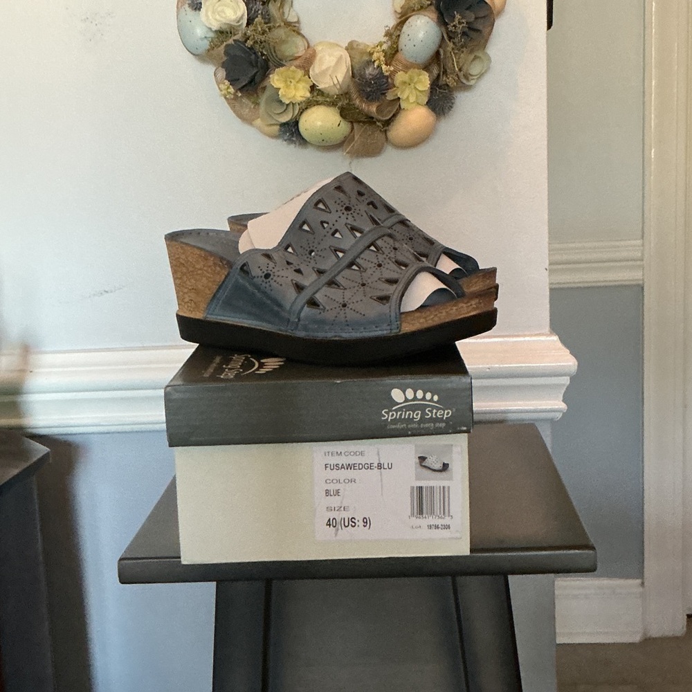 Spring Step Gray-Blue Perforated Cork Wedge Slides